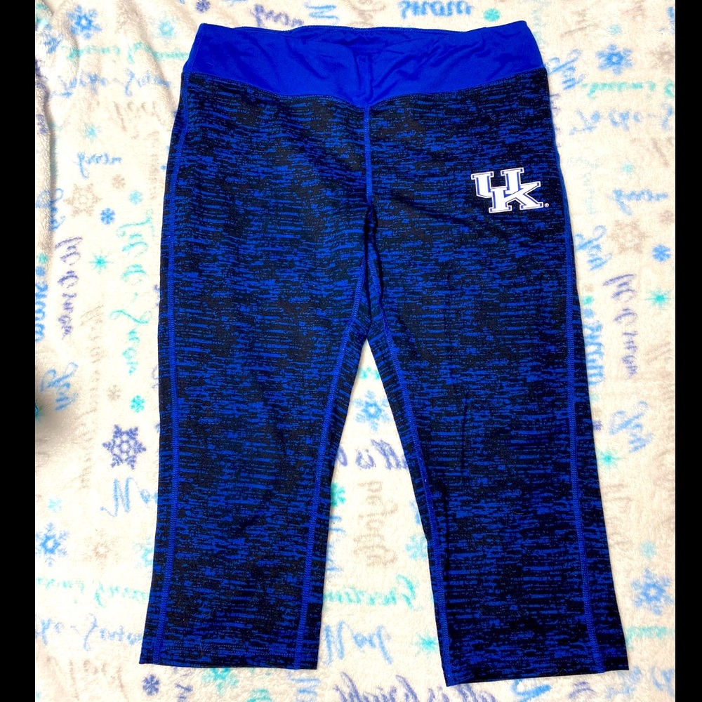University of Kentucky Capri Leggings